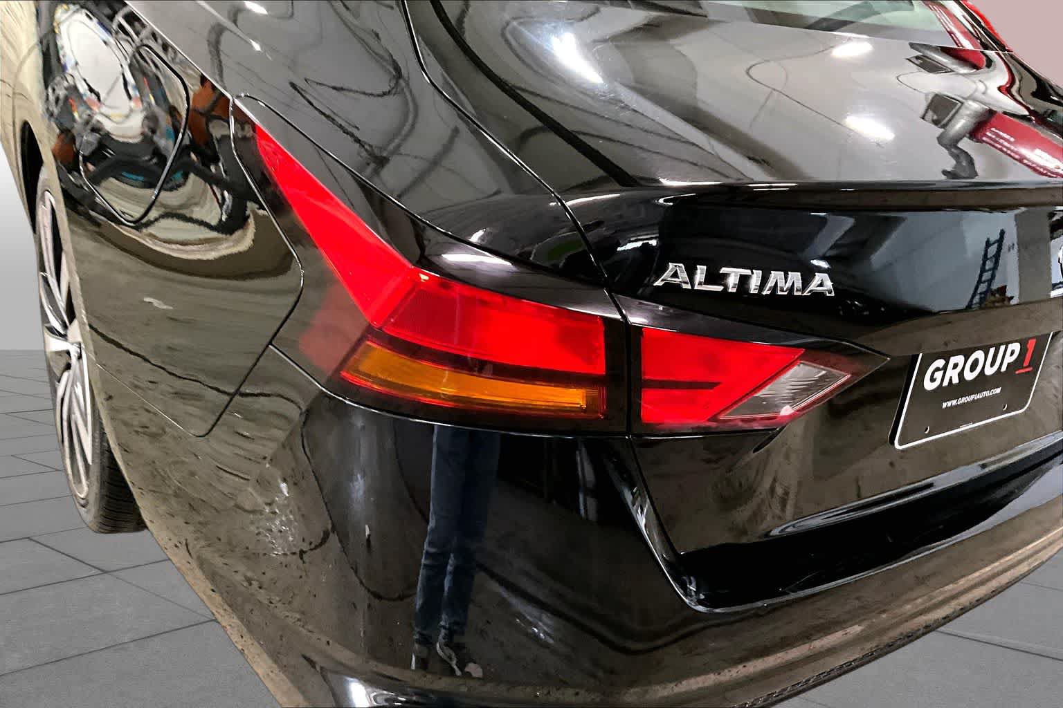 Used 2019 Nissan Altima 2.5 Platinum FWD image 28