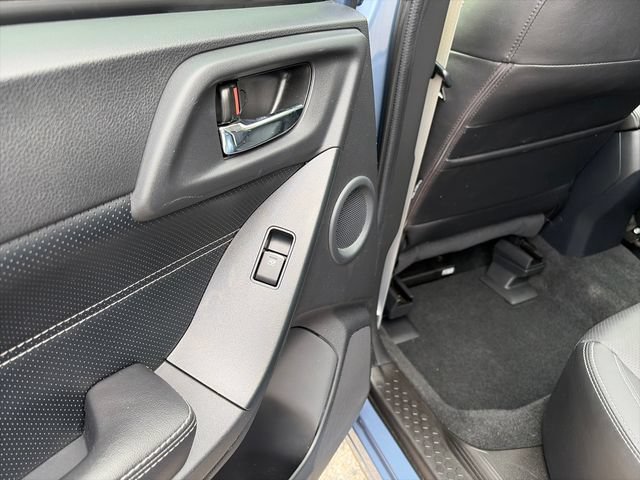 Used 2018 Subaru Forester 2.5i Touring w/ 50th Anniversary Edition AWD/4WD image 15