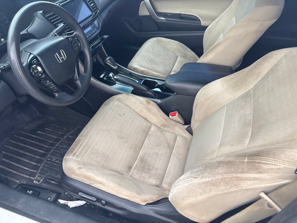 Used 2017 Honda Accord EX image 5