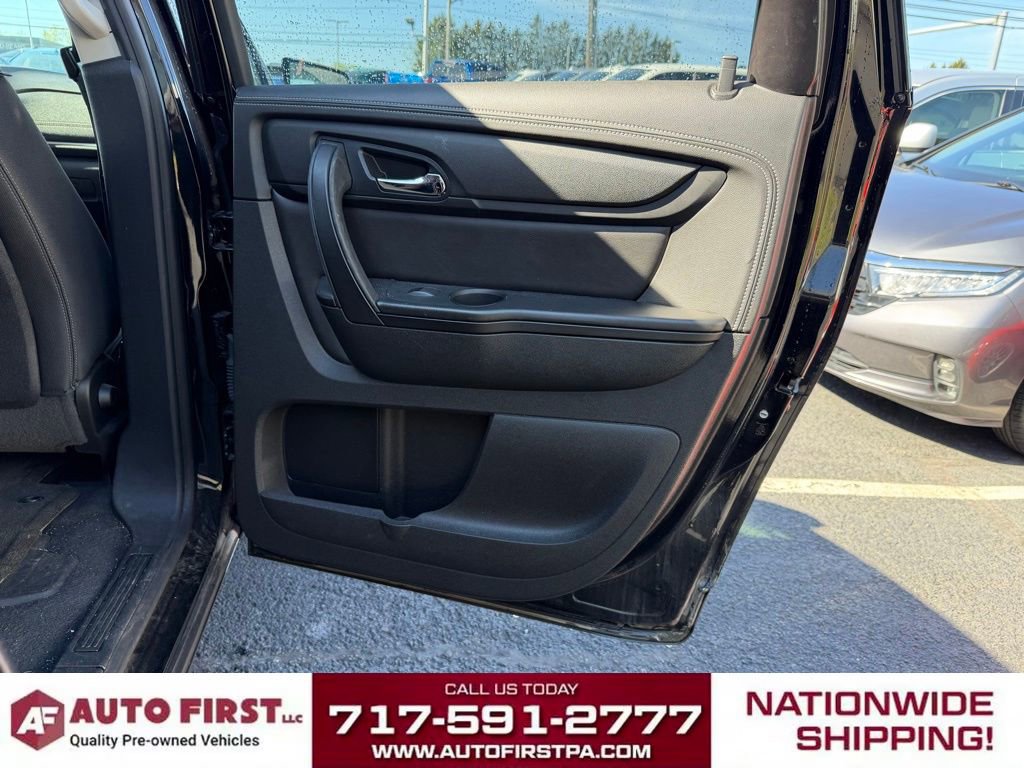 Used 2017 Chevrolet Traverse LT w/ Style and Technology Package AWD/4WD image 14