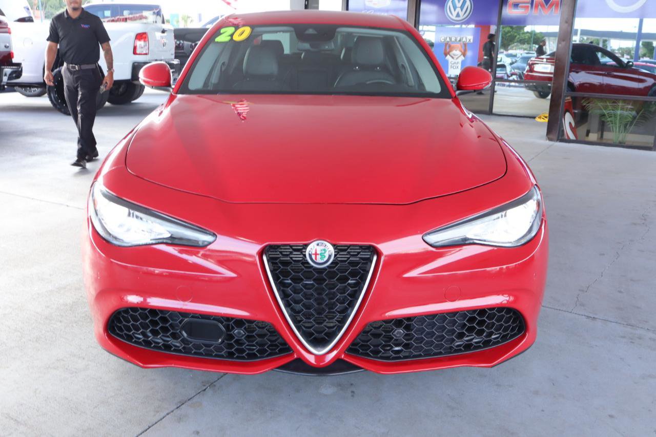 Used 2020 Alfa Romeo Giulia AWD w/ Quick Order Package 22J Sport image 13