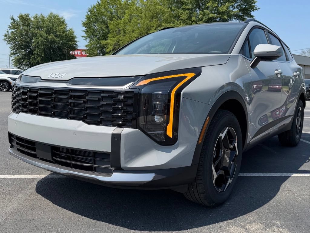 New 2026 Kia Sportage EX w/ EX Panorama Roof Package FWD image 3