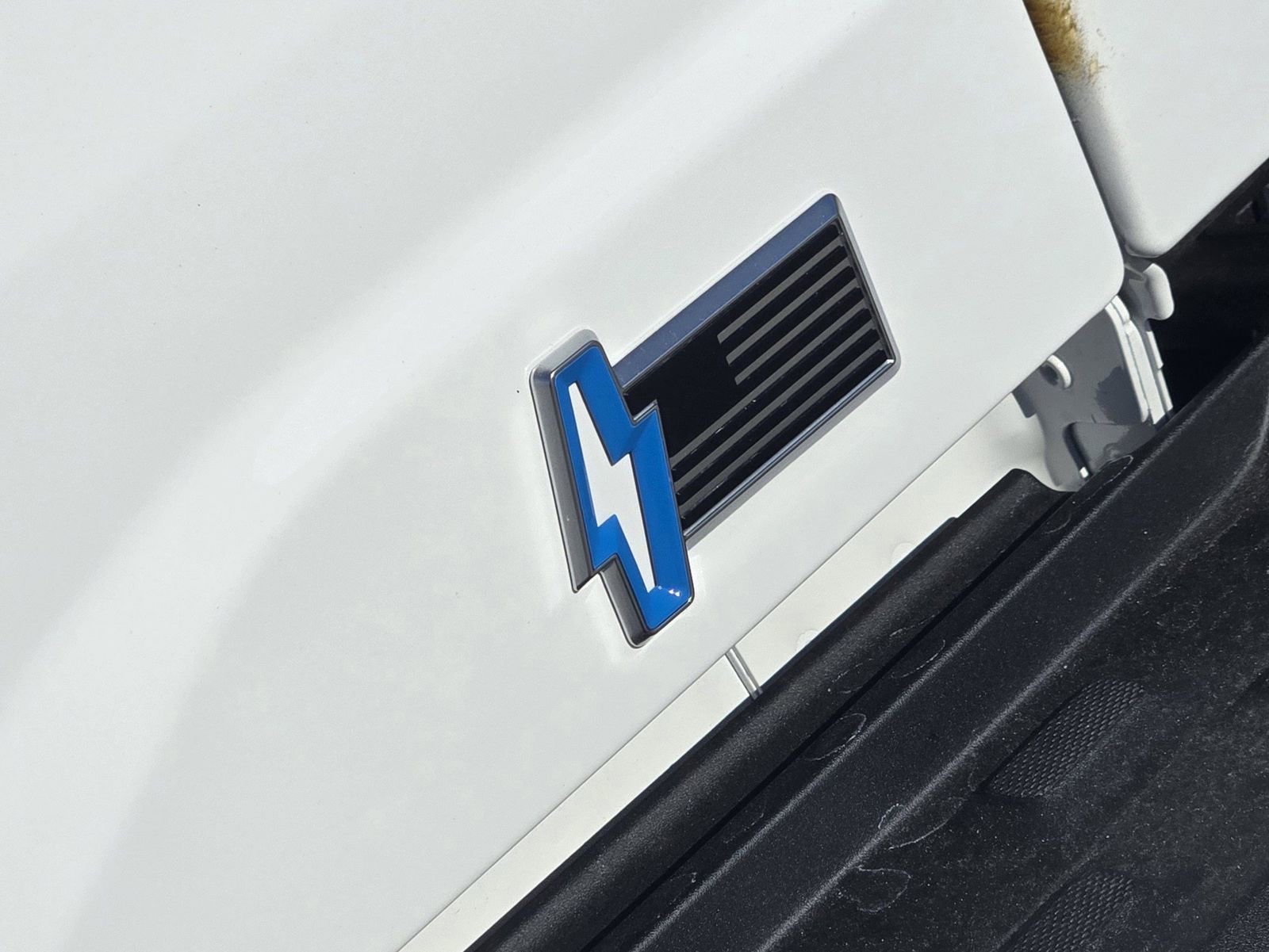 New 2025 Ford F150 Lightning Flash image 13