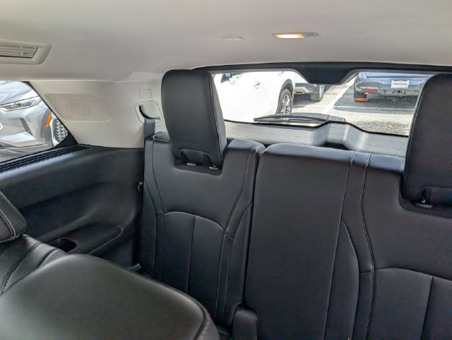 Used 2025 INFINITI QX60 Sensory w/ Vision Package AWD/4WD image 15