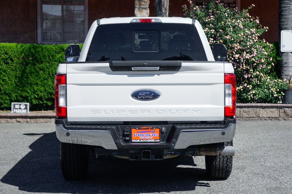 Used 2017 Ford F350 Lariat image 7