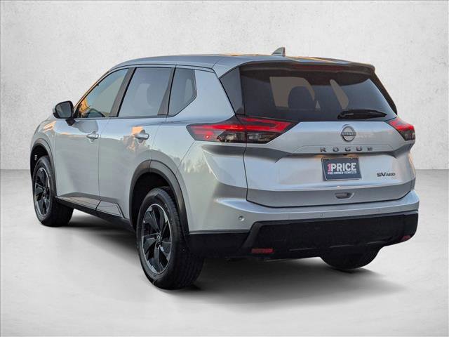 Used 2024 Nissan Rogue SV image 8