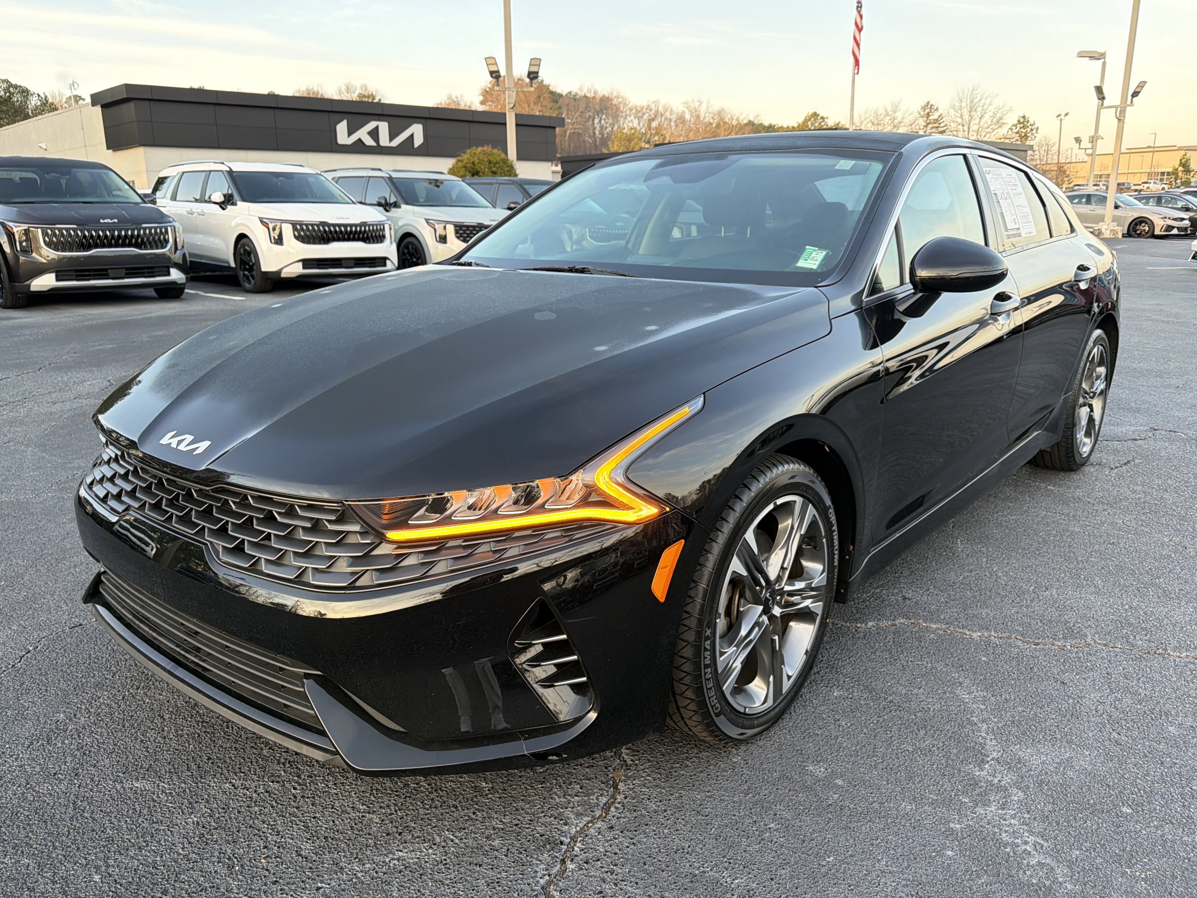 Used 2022 Kia K5 EX image 3