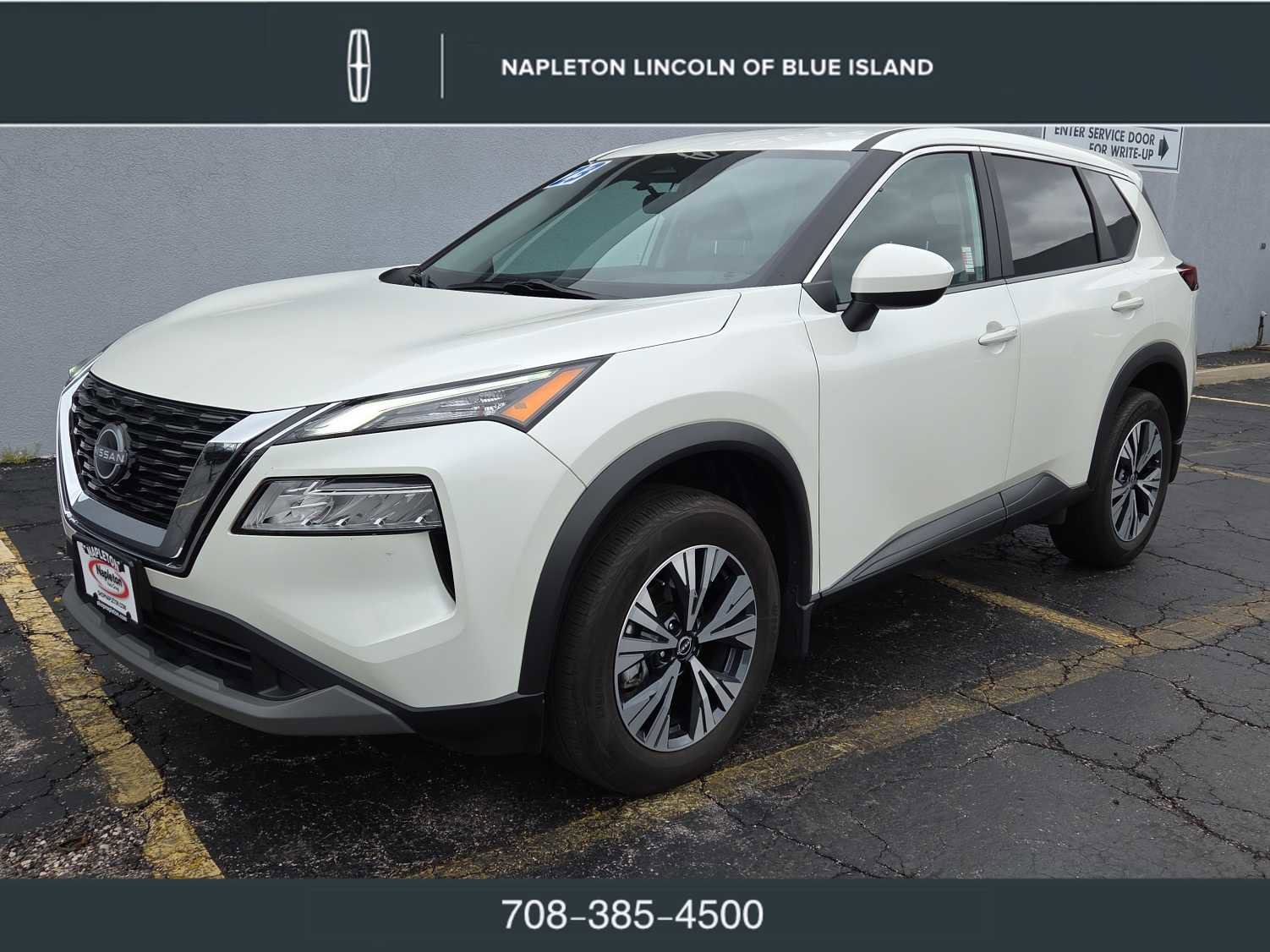 Used 2023 Nissan Rogue SV AWD/4WD image 1