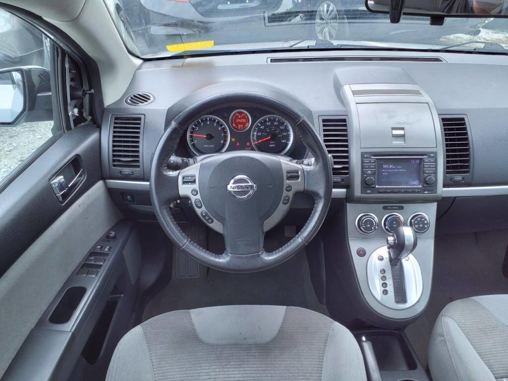 Used 2012 Nissan Sentra 2.0 SR w/ Special Edition Pkg image 9