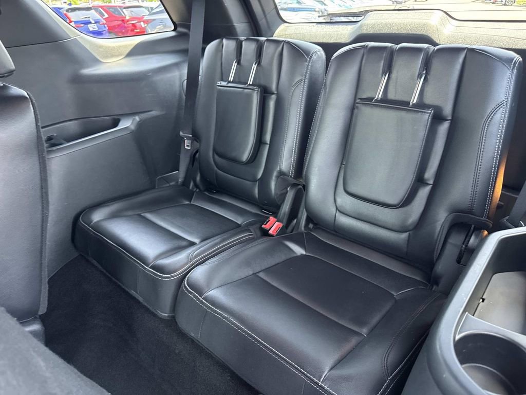 Used 2018 Ford Explorer Limited w/ Equipment Group 301A FWD image 26
