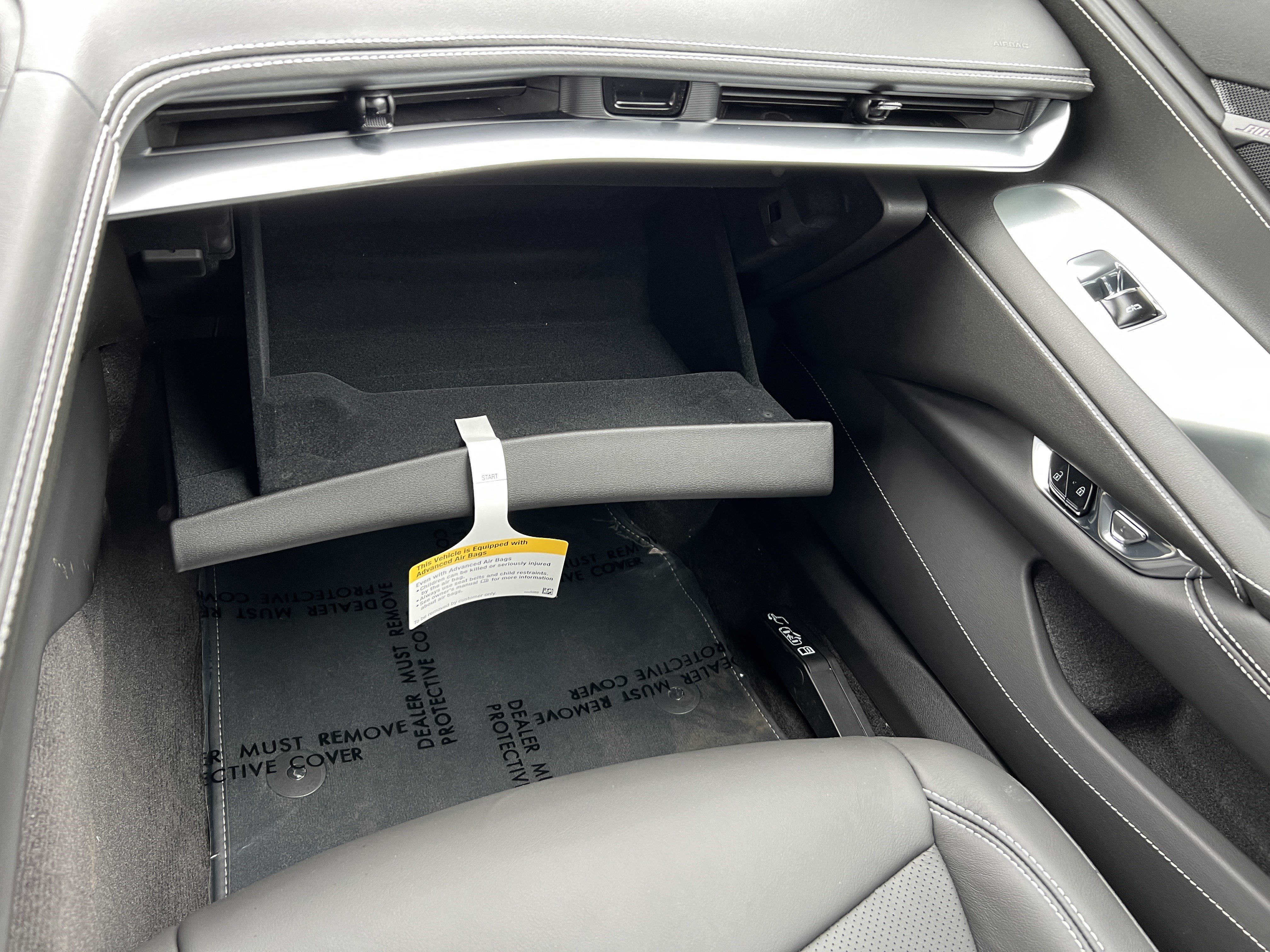 New 2026 Chevrolet Corvette Stingray Coupe w/ Battery Protection Package RWD image 35