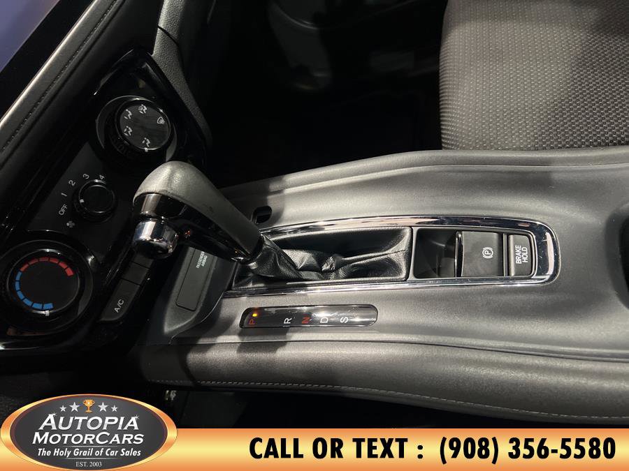 Used 2021 Honda HR-V Sport image 24