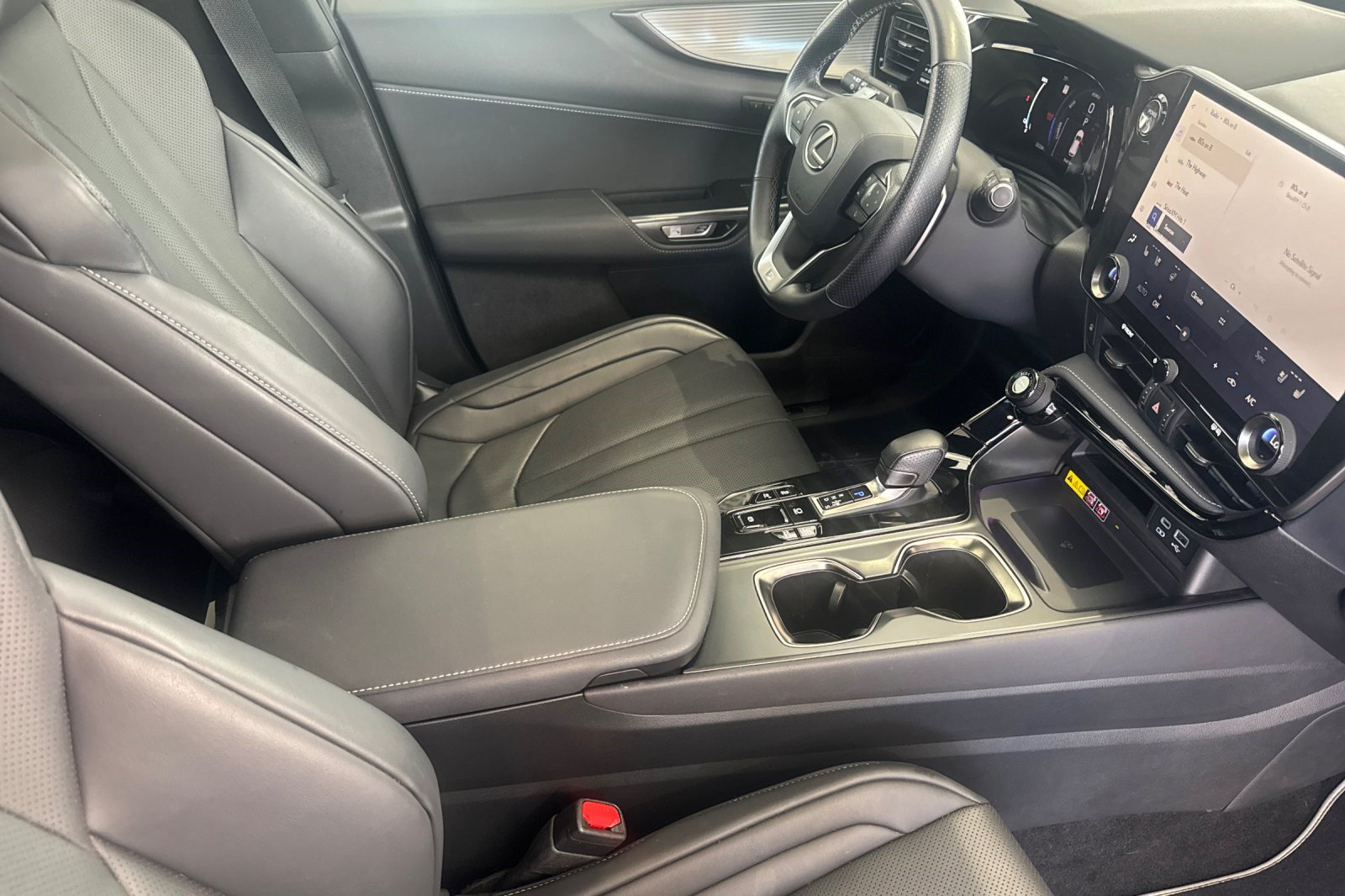 Certified 2024 Lexus NX 450h+ F Sport w/ Vision Package AWD/4WD image 20