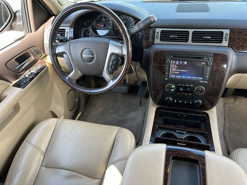 Used 2014 GMC Yukon Denali AWD/4WD image 14