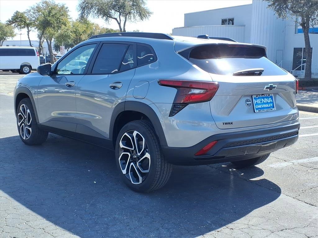 New 2026 Chevrolet Trax RS image 8