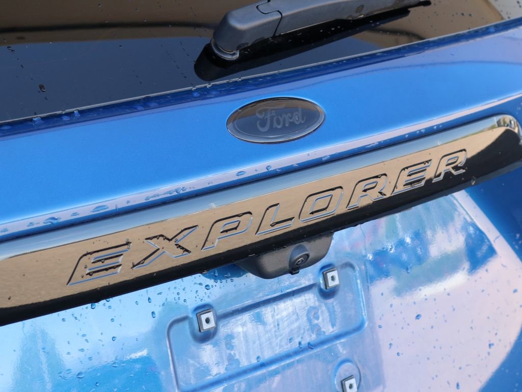 Used 2020 Ford Explorer ST w/ ST Street Pack AWD/4WD image 14