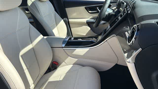 Certified 2026 Mercedes-Benz GLC 300 4MATIC image 34