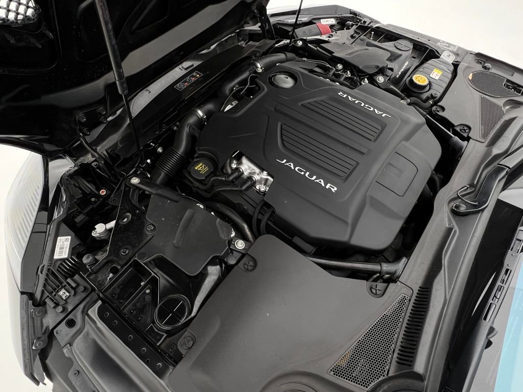 Used 2020 Jaguar F-TYPE R-Dynamic image 27