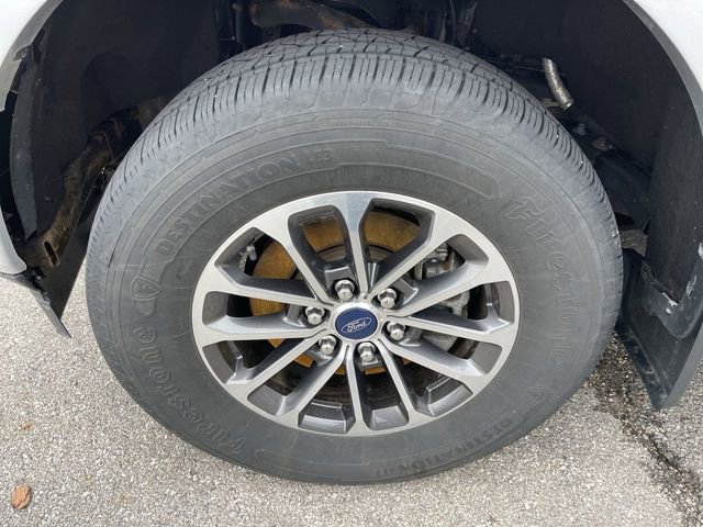 Used 2019 Ford F150 XLT w/ Equipment Group 302A Luxury image 2