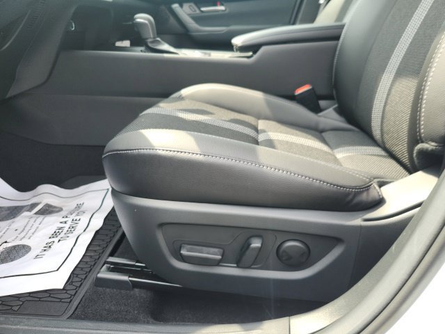 New 2026 MAZDA CX-50 2.5 Hybrid w/ Weather Package AWD/4WD image 10