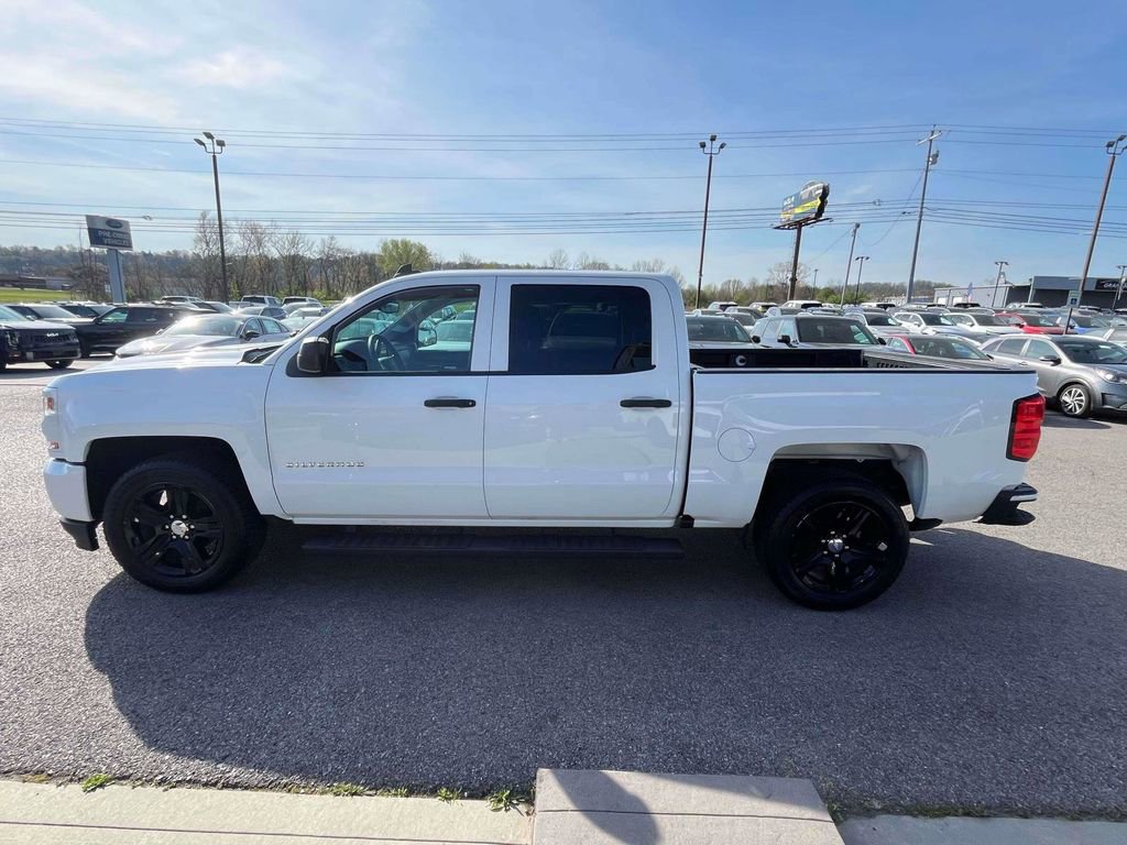 Used 2018 Chevrolet Silverado 1500 Custom w/ Custom Convenience Package image 26
