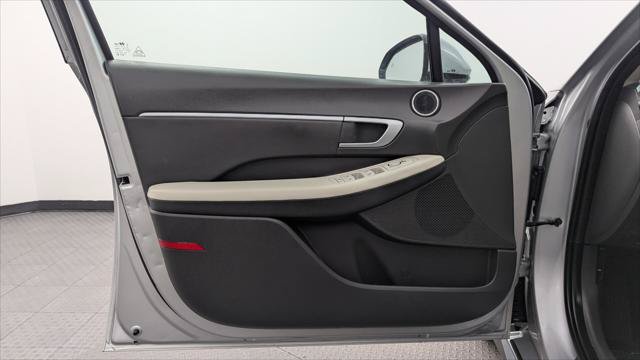 Used 2025 Hyundai Sonata SEL FWD image 13