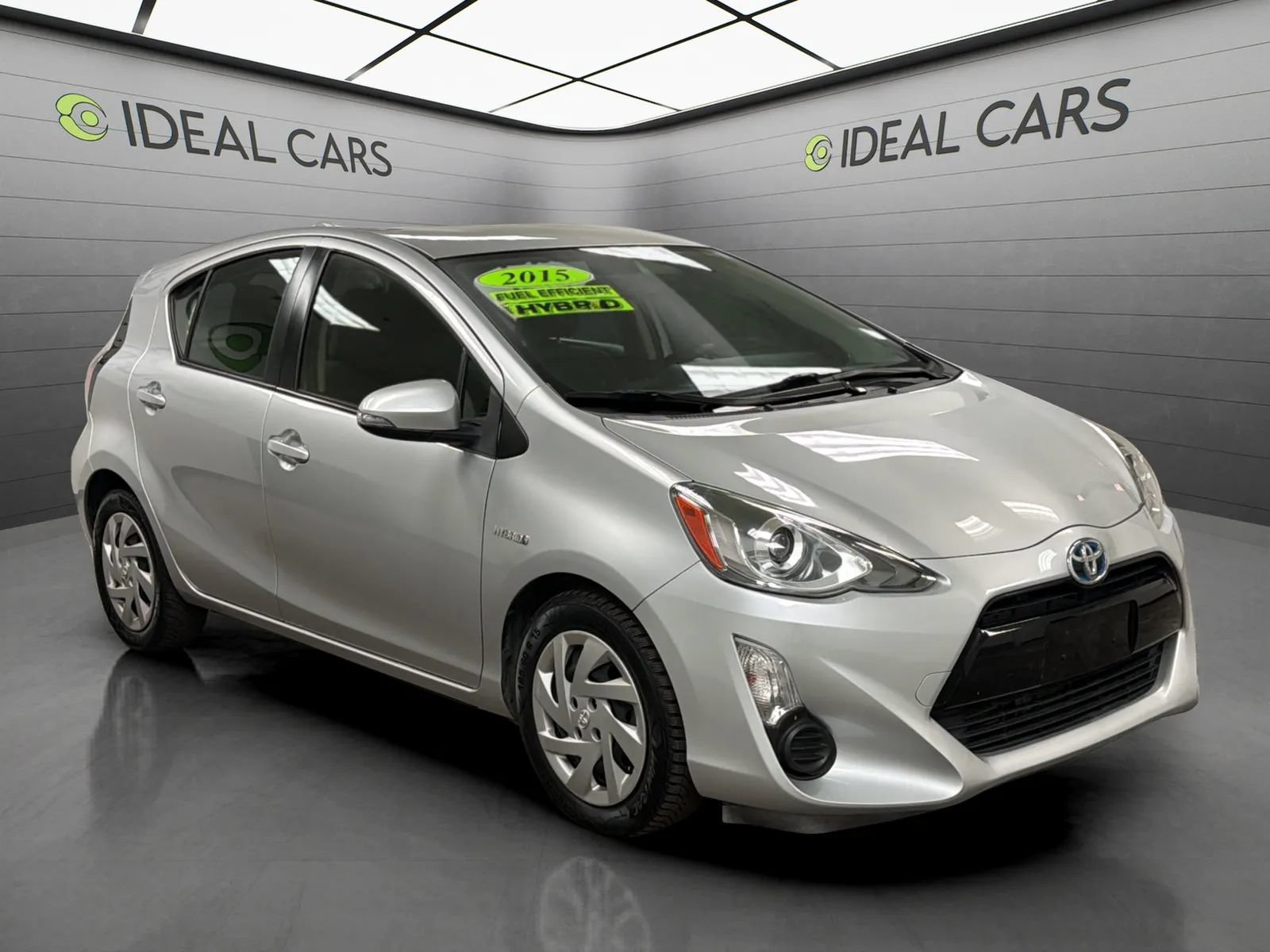 Used 2015 Toyota Prius C Two FWD image 3