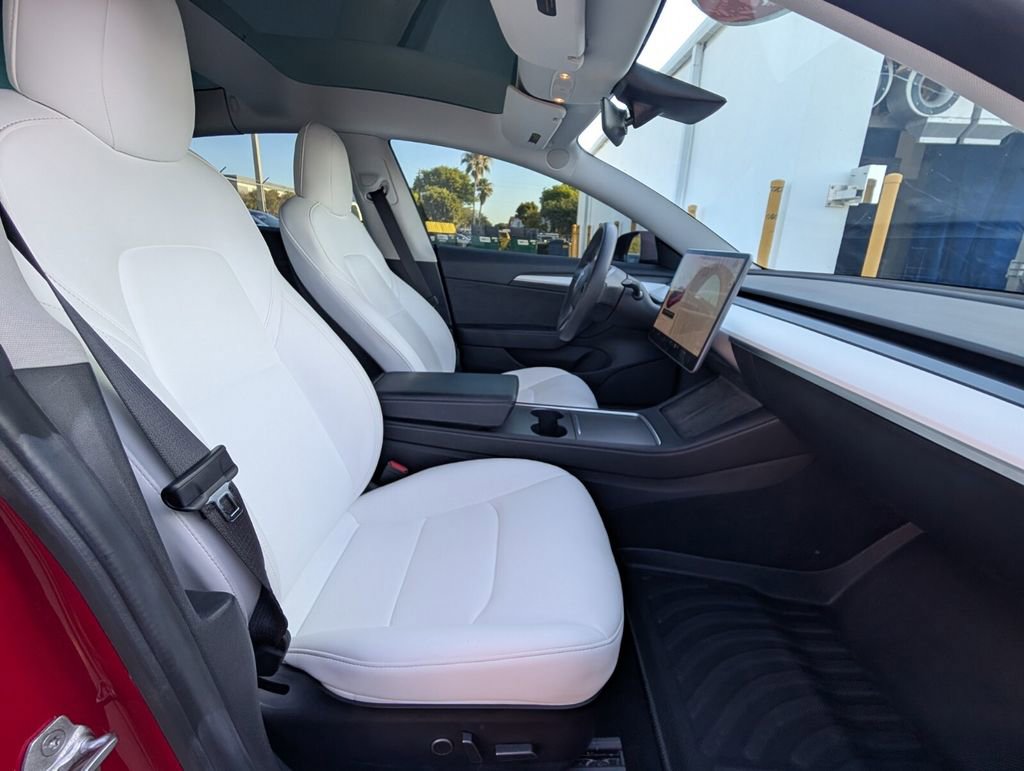 Used 2021 Tesla Model 3 Standard Range Plus RWD image 17