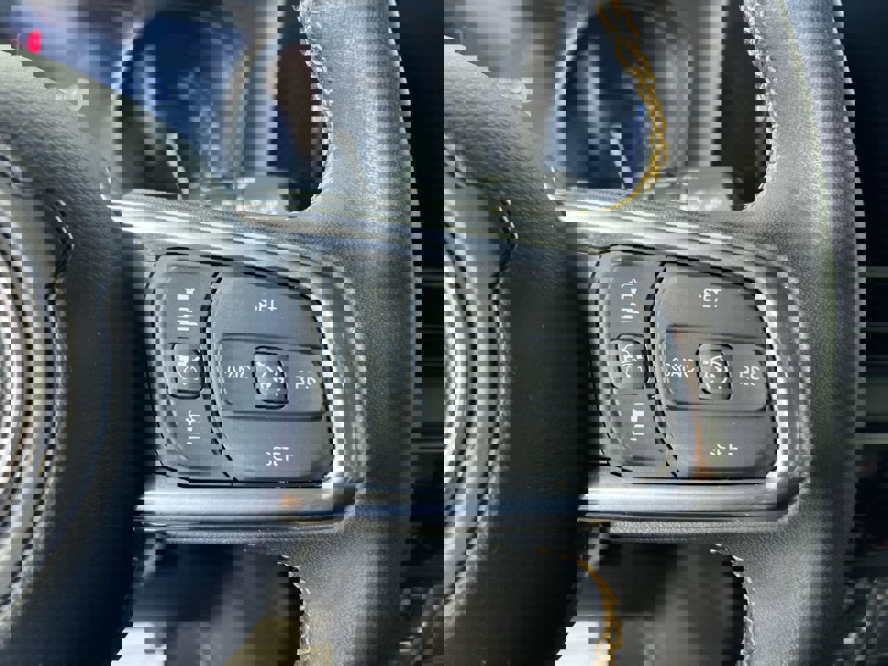 Used 2024 Jeep Wrangler Sahara image 18