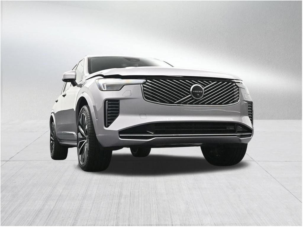 New 2026 Volvo XC90 B6 Plus w/ Protection Package Premier AWD/4WD image 28