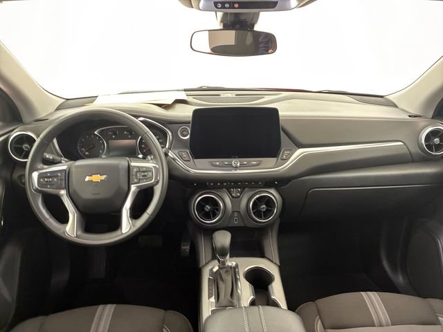 Used 2025 Chevrolet Blazer LT image 20
