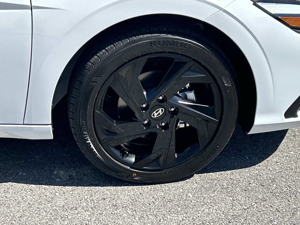 New 2026 Hyundai Elantra Sport FWD image 9
