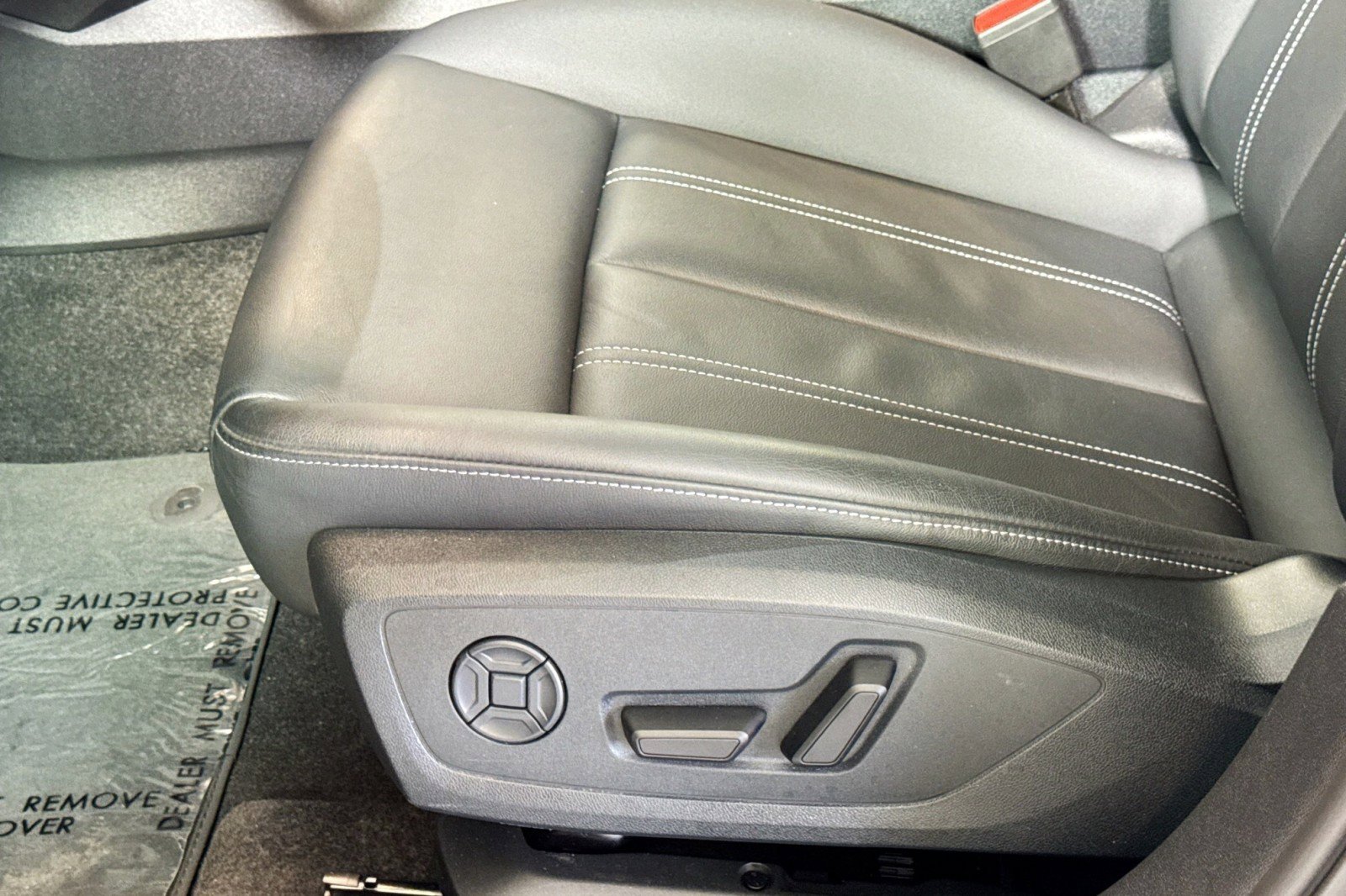 Used 2025 Audi A3 2.0T Premium Plus w/ Premium Plus Package image 17