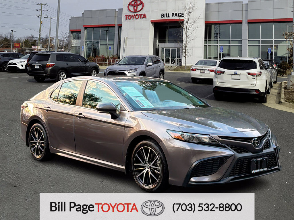 Used 2024 Toyota Camry SE