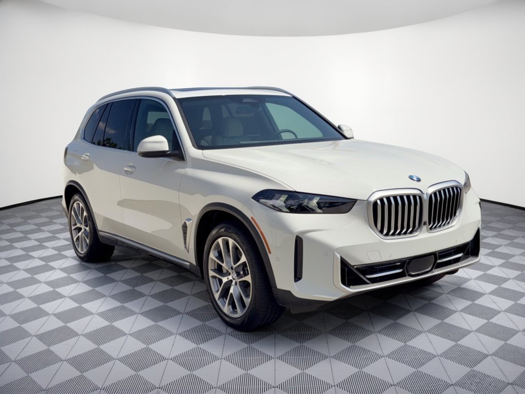 Certified 2024 BMW X5 sDrive40i w/ Parking Assistance Package RWD image 7