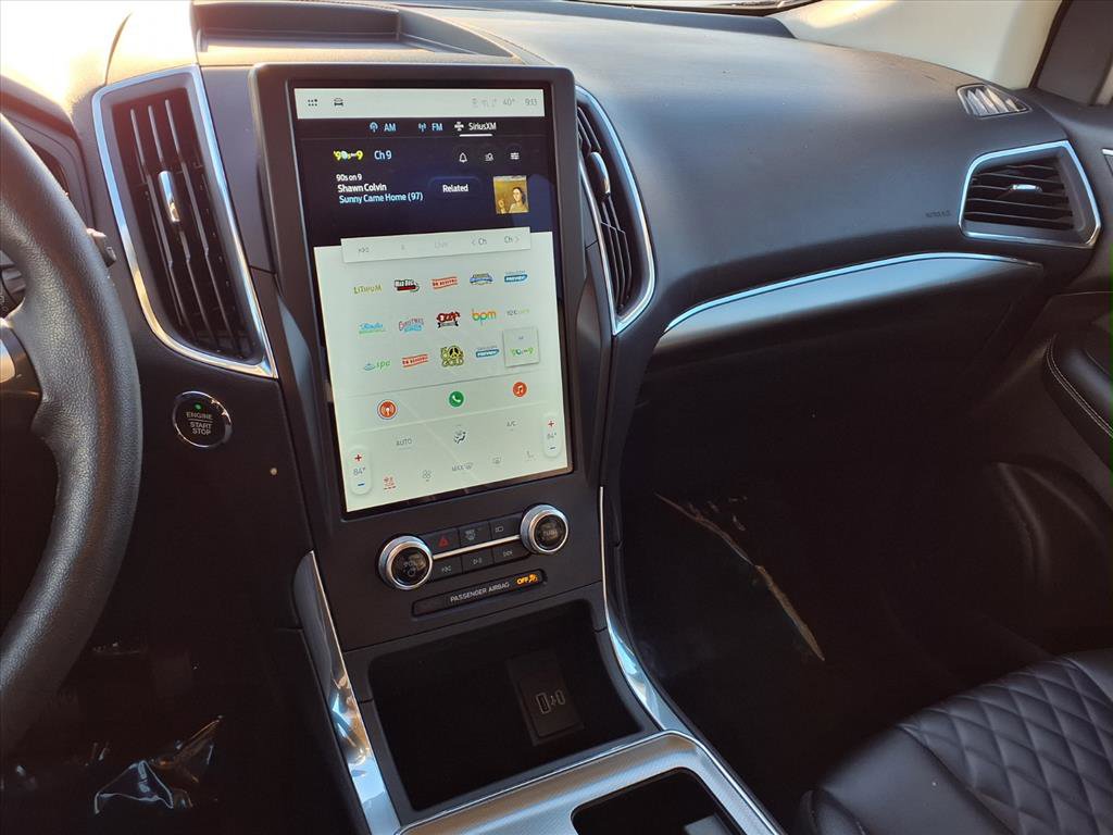 Used 2024 Ford Edge Titanium image 6