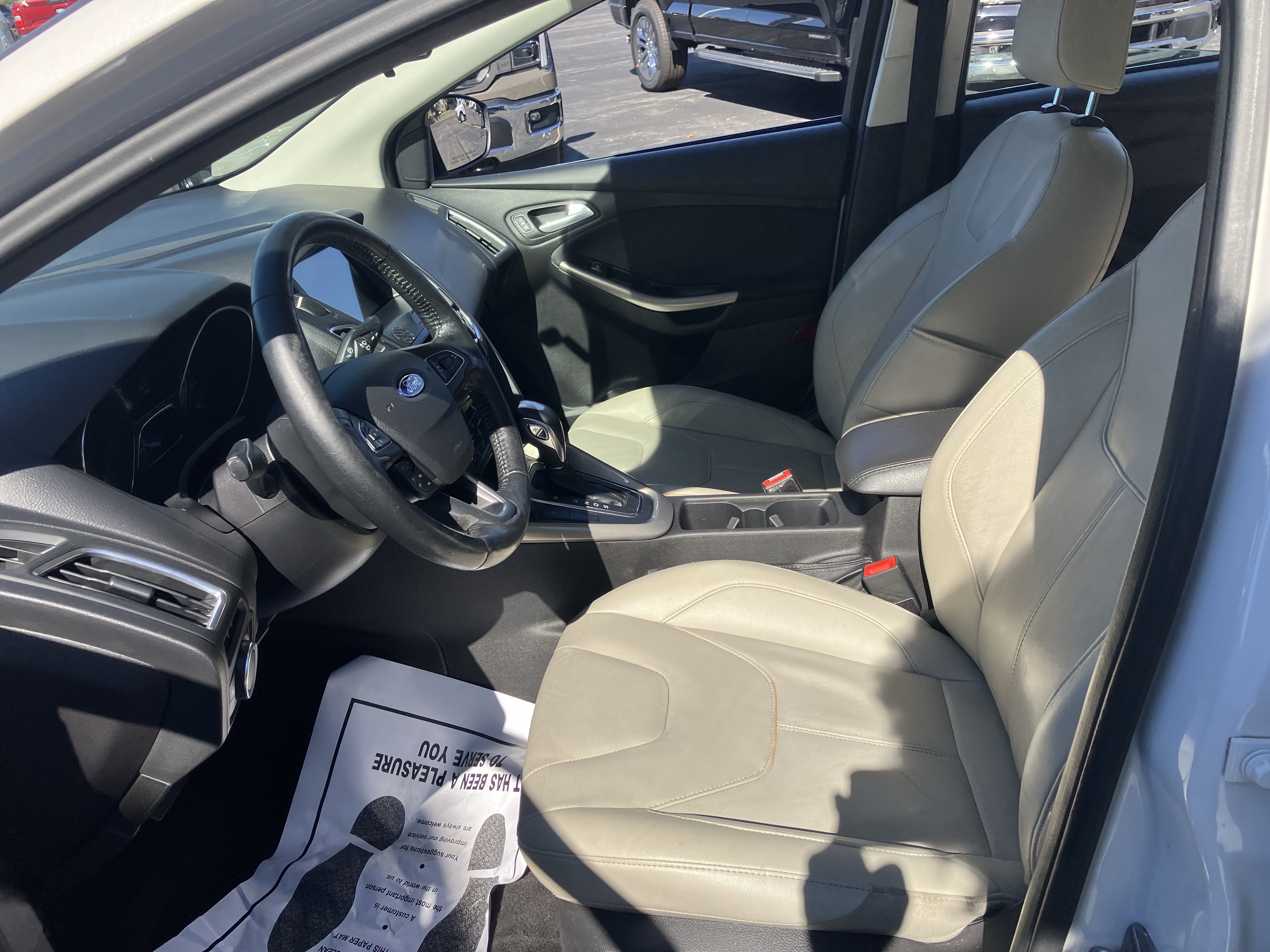 Used 2018 Ford Focus Titanium FWD image 8
