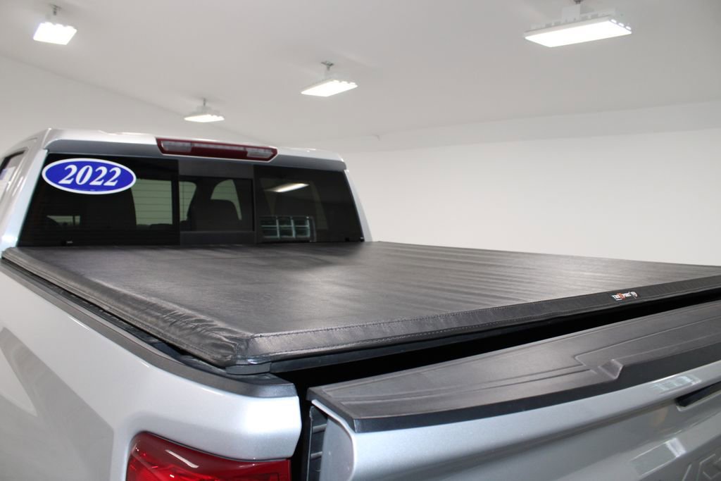 Used 2022 Chevrolet Silverado 1500 LTZ AWD/4WD image 19