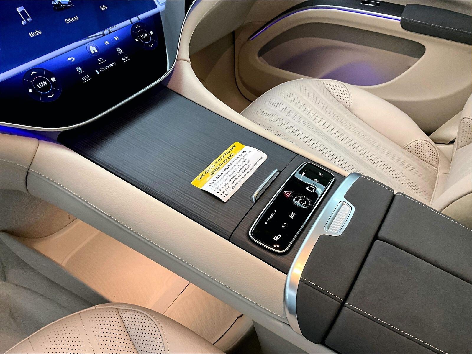 New 2026 Mercedes-Benz EQS 400 4MATIC SUV image 8