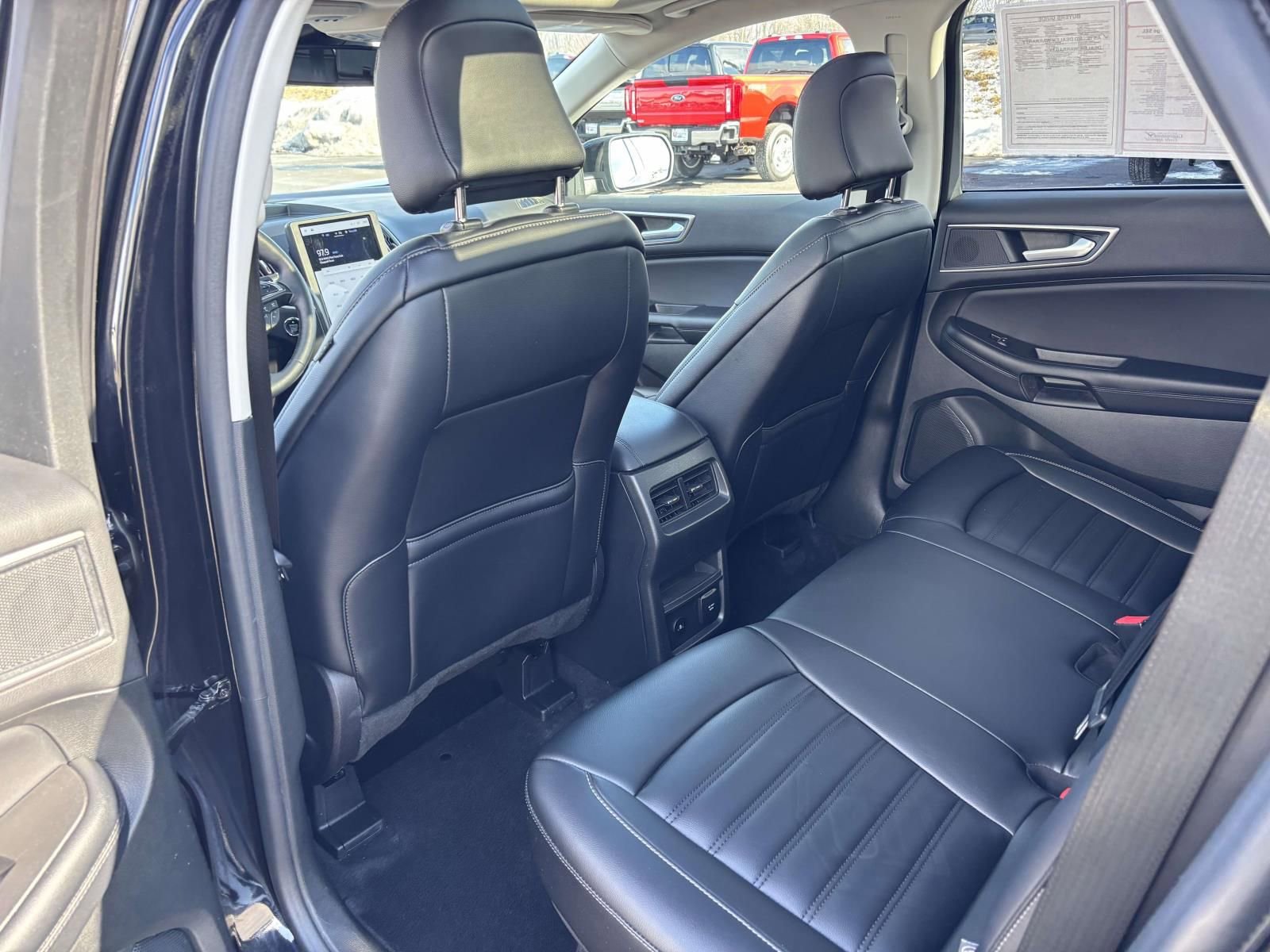 Used 2022 Ford Edge SEL w/ Convenience Package image 29