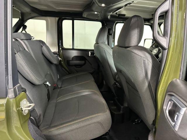 Used 2024 Jeep Wrangler Unlimited w/ Convenience Group AWD/4WD image 27
