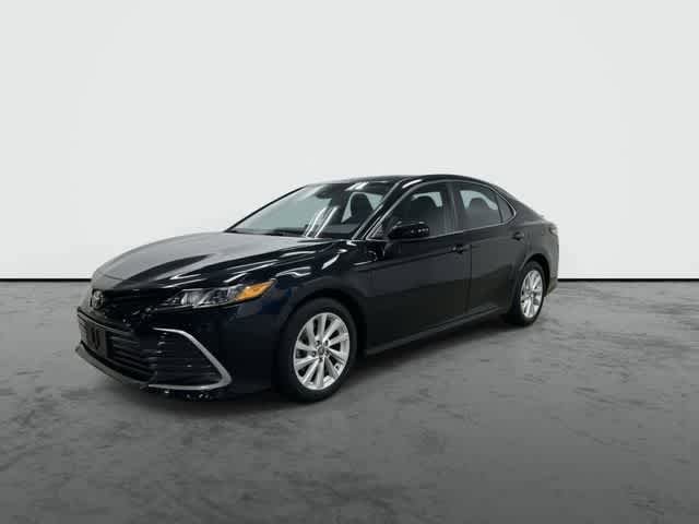 Used 2022 Toyota Camry LE FWD image 8