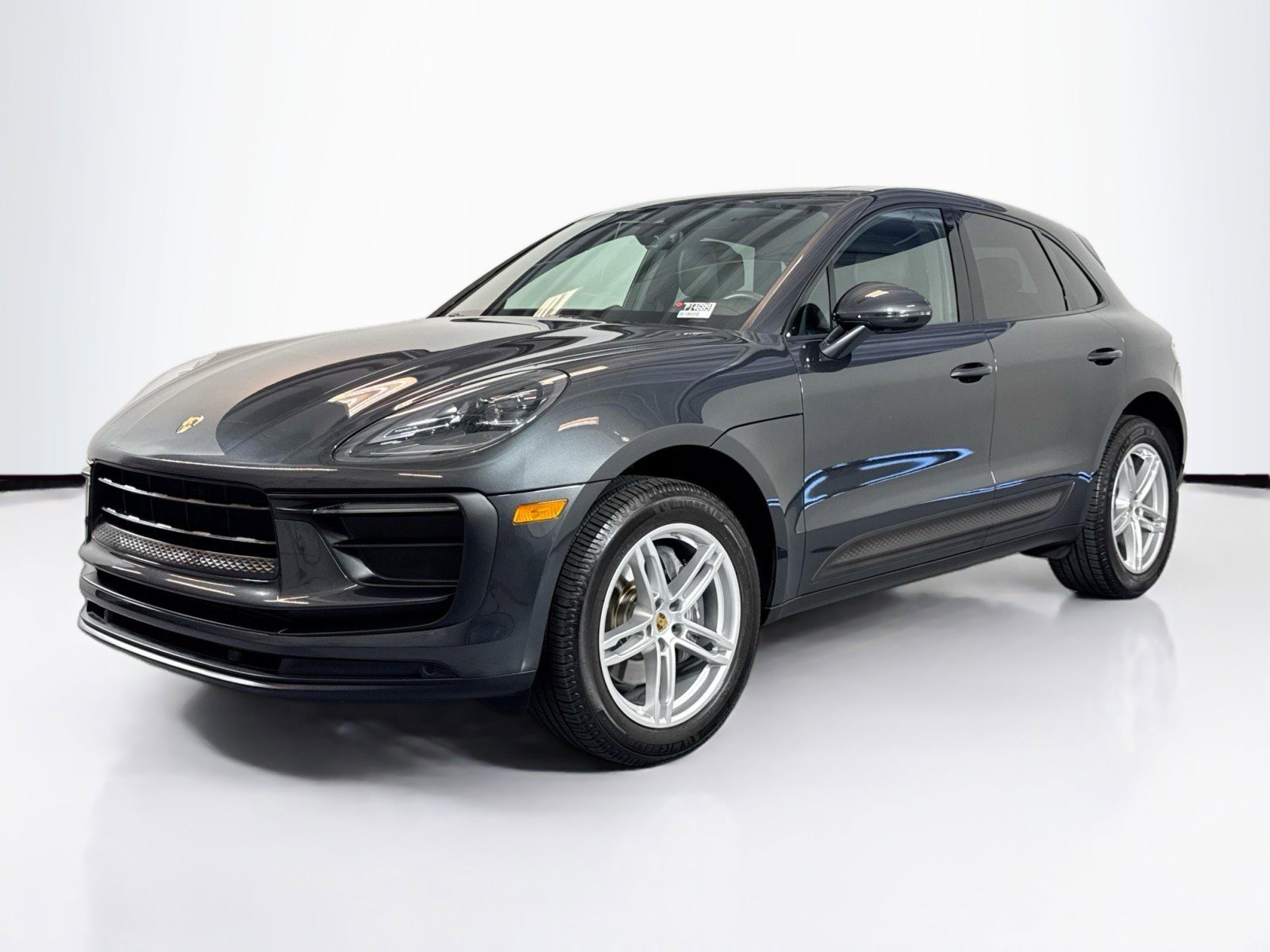 Certified 2022 Porsche Macan