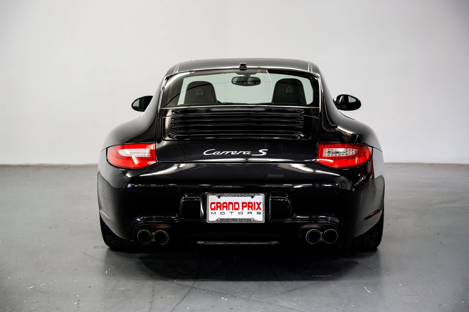 Used 2011 Porsche 911 Carrera S RWD image 4
