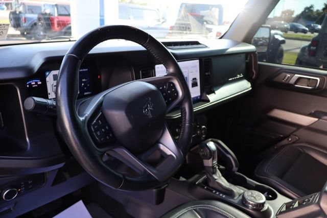 Used 2021 Ford Bronco First Edition AWD/4WD image 21