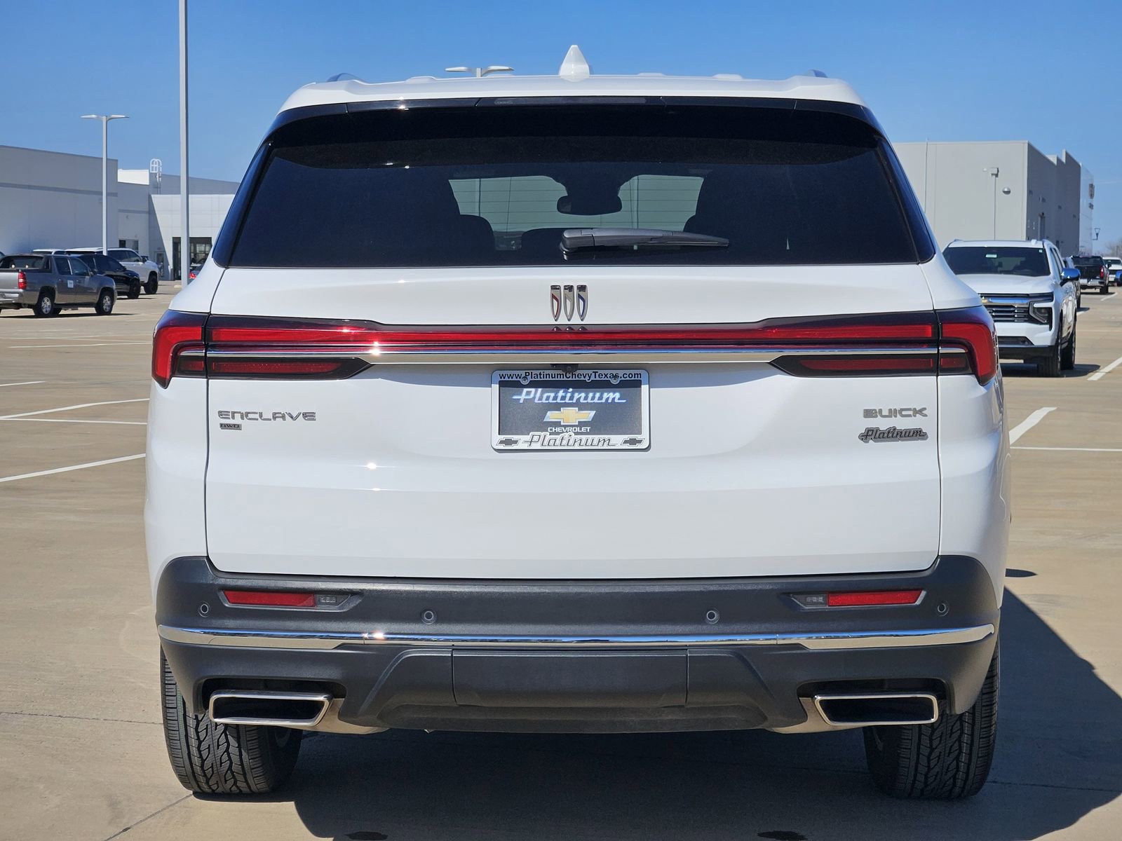 Used 2025 Buick Enclave Preferred image 8