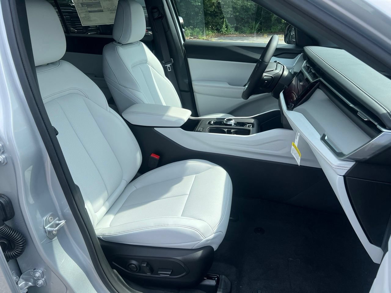 New 2026 Jeep Cherokee Limited AWD/4WD image 21