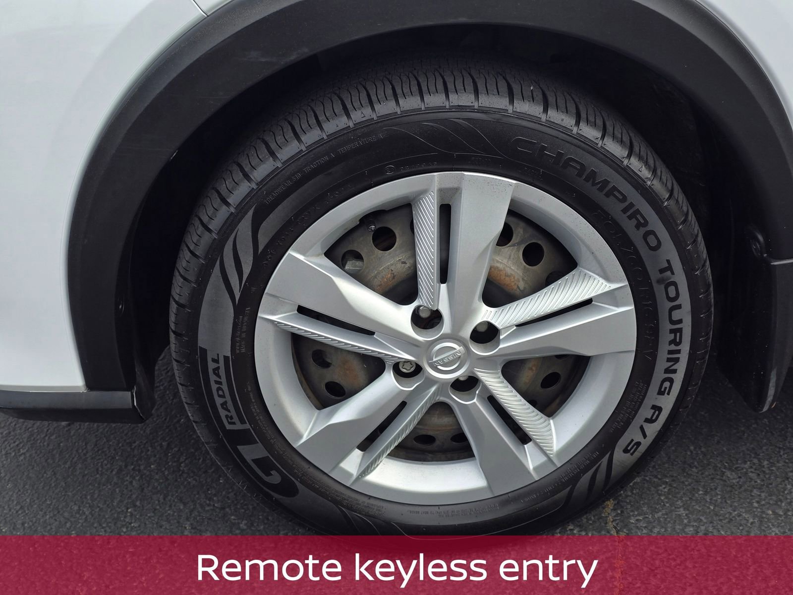 Used 2022 Nissan Kicks S FWD image 10