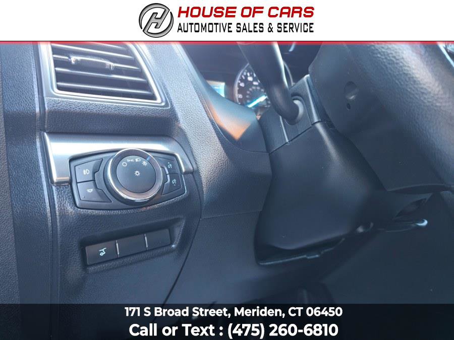 Used 2019 Ford Explorer XLT w/ Equipment Group 202A AWD/4WD image 29