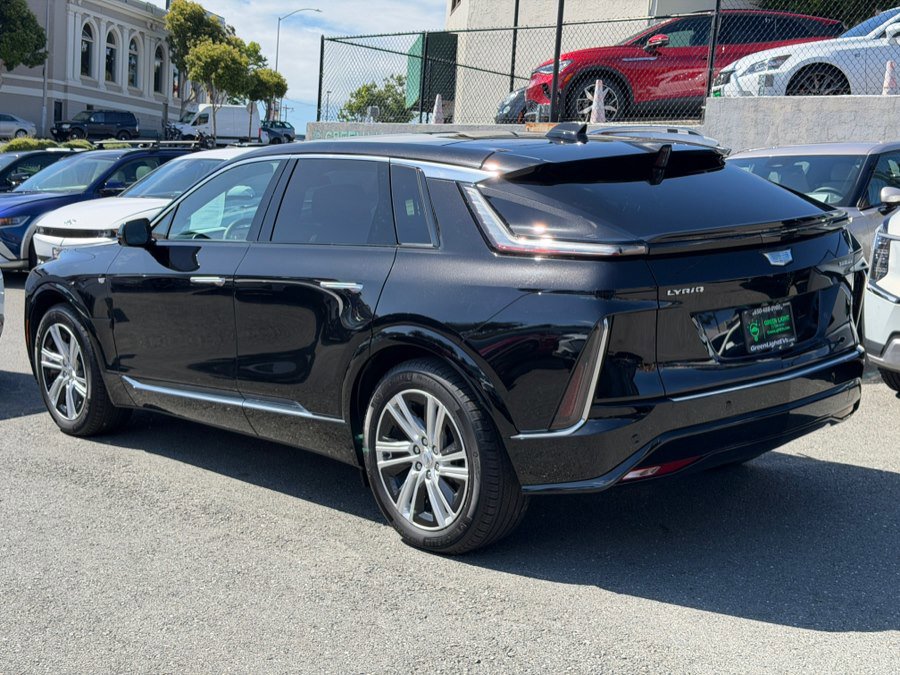 Used 2024 Cadillac Lyriq Tech w/ LPO, Floor Liner Package image 7